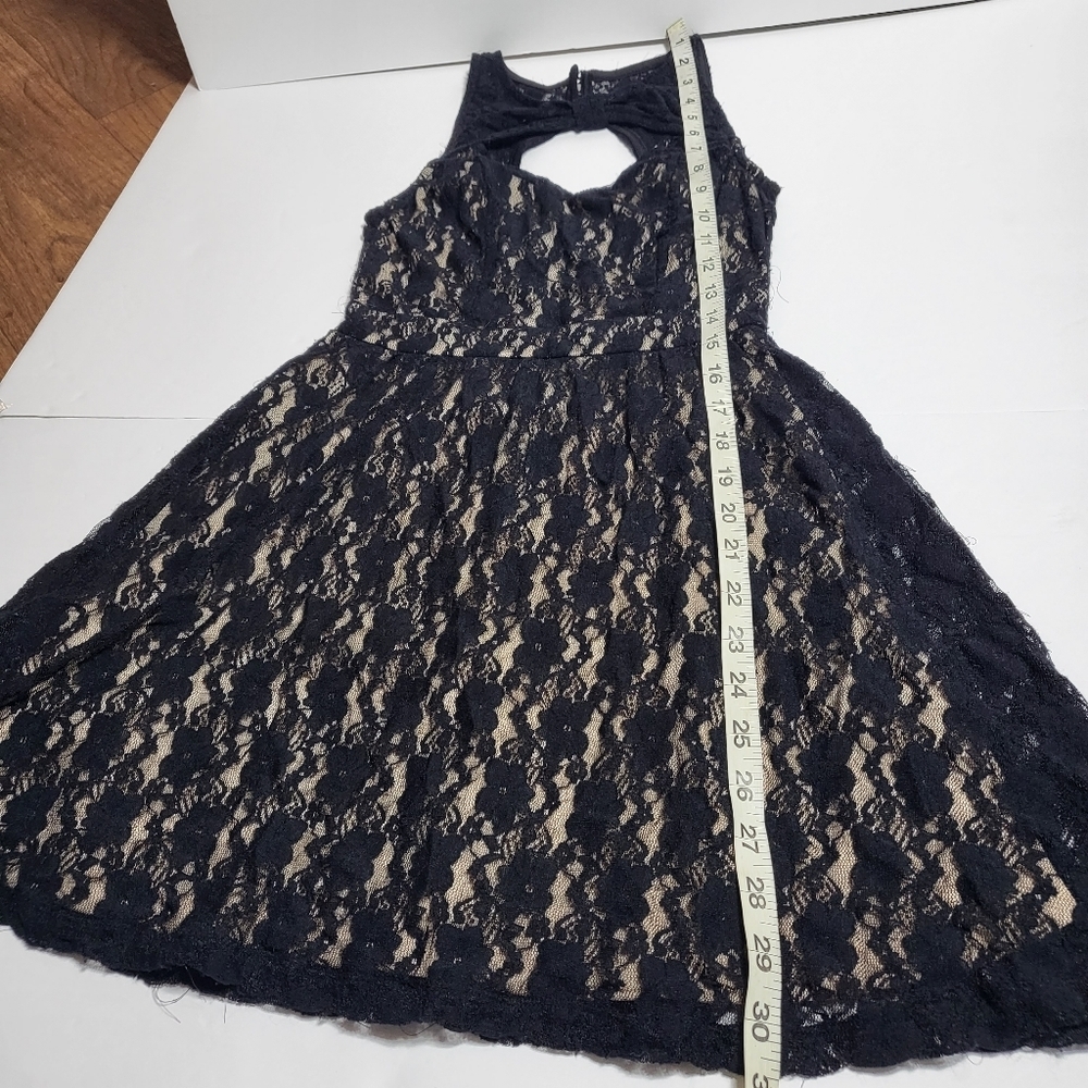 BUNDLE Materiel Girl Size Small Black and Cream Lace Dress - Picture 6 of 10